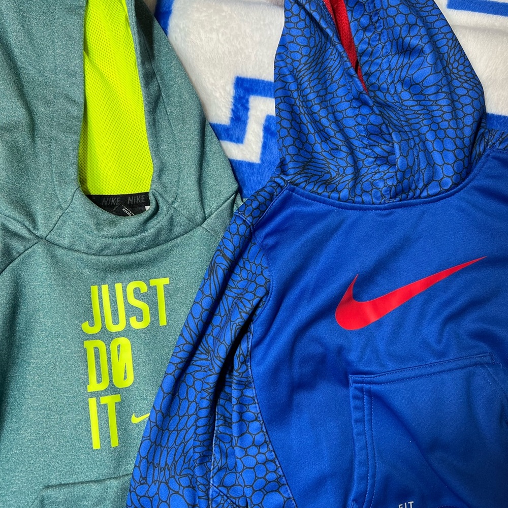2t Nike hoodie bundle